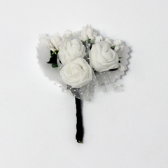 THE WHITE BOUQUET BOUTONNIERE