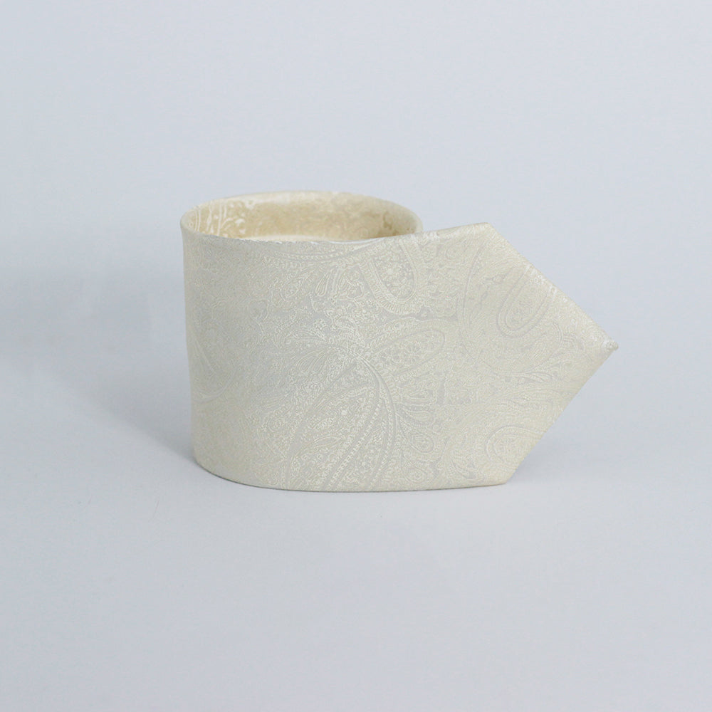 CREAM  PAISLEY FESTIVE TIE