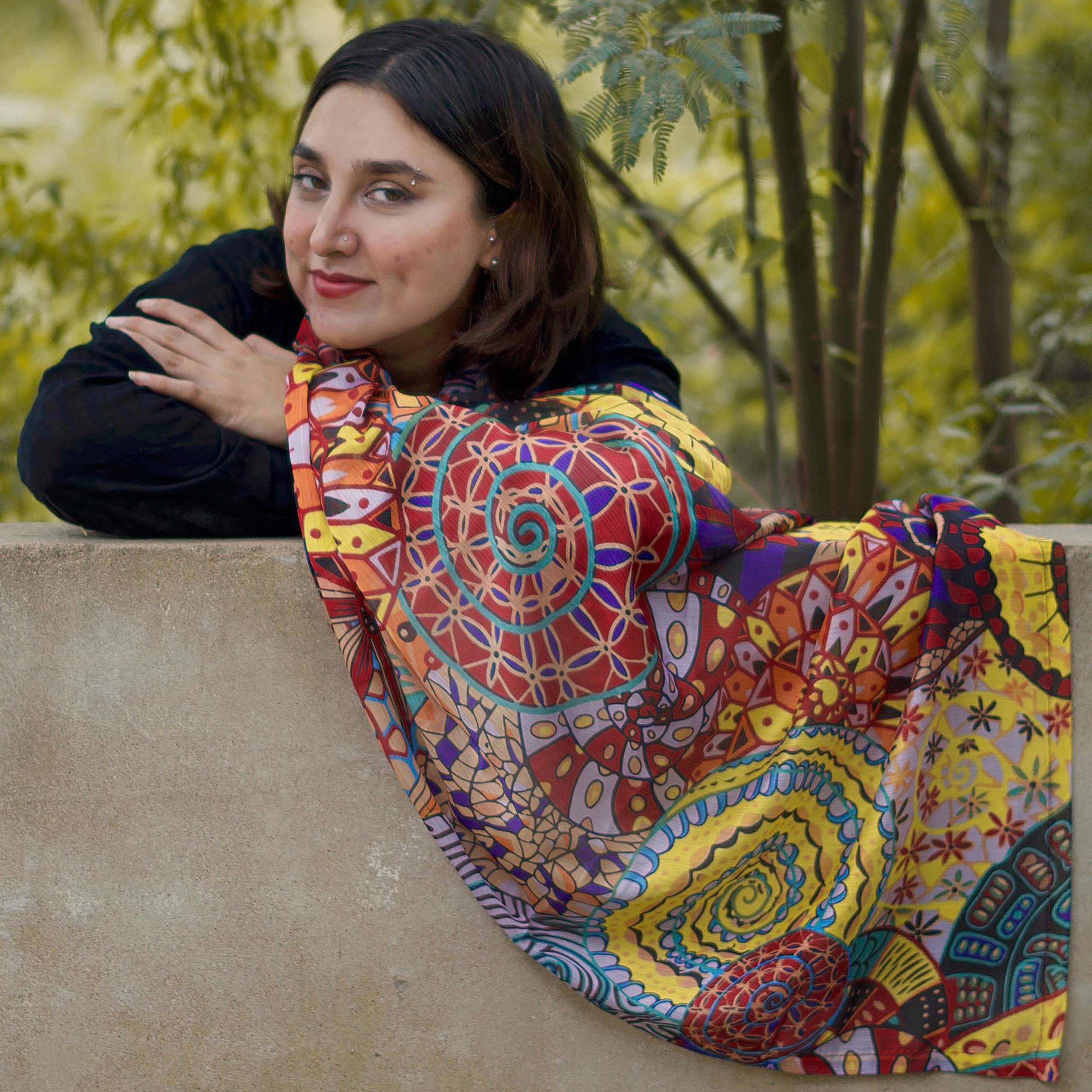 WHIRLS & SWIRLS SILKEN WRAP