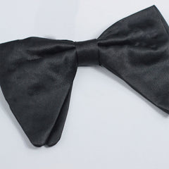 BUTTERFLY PRE-TIED BOW TIE