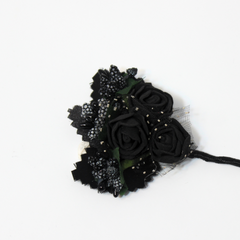 THE BLACK BOUQUET BOUTONNIERE