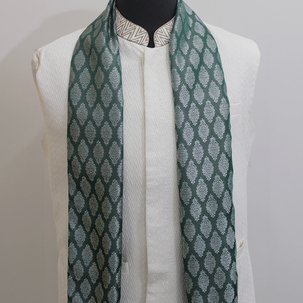 GREEN FESTIVE SCARF