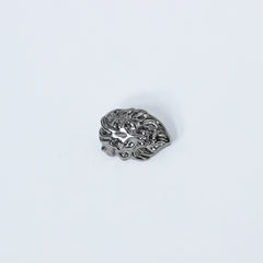 VALIANT LION HEAD STEEL GREY LAPEL PIN