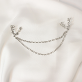 THE LITTLE ANTLERS COLLAR PIN BAR WITH CHAINS
