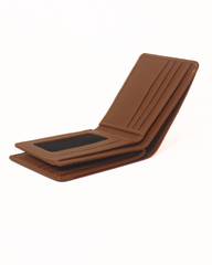 CLASSIC TAN ULTIMATE STORAGE WALLET