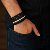 THE MONOCHROME BRACELET SET