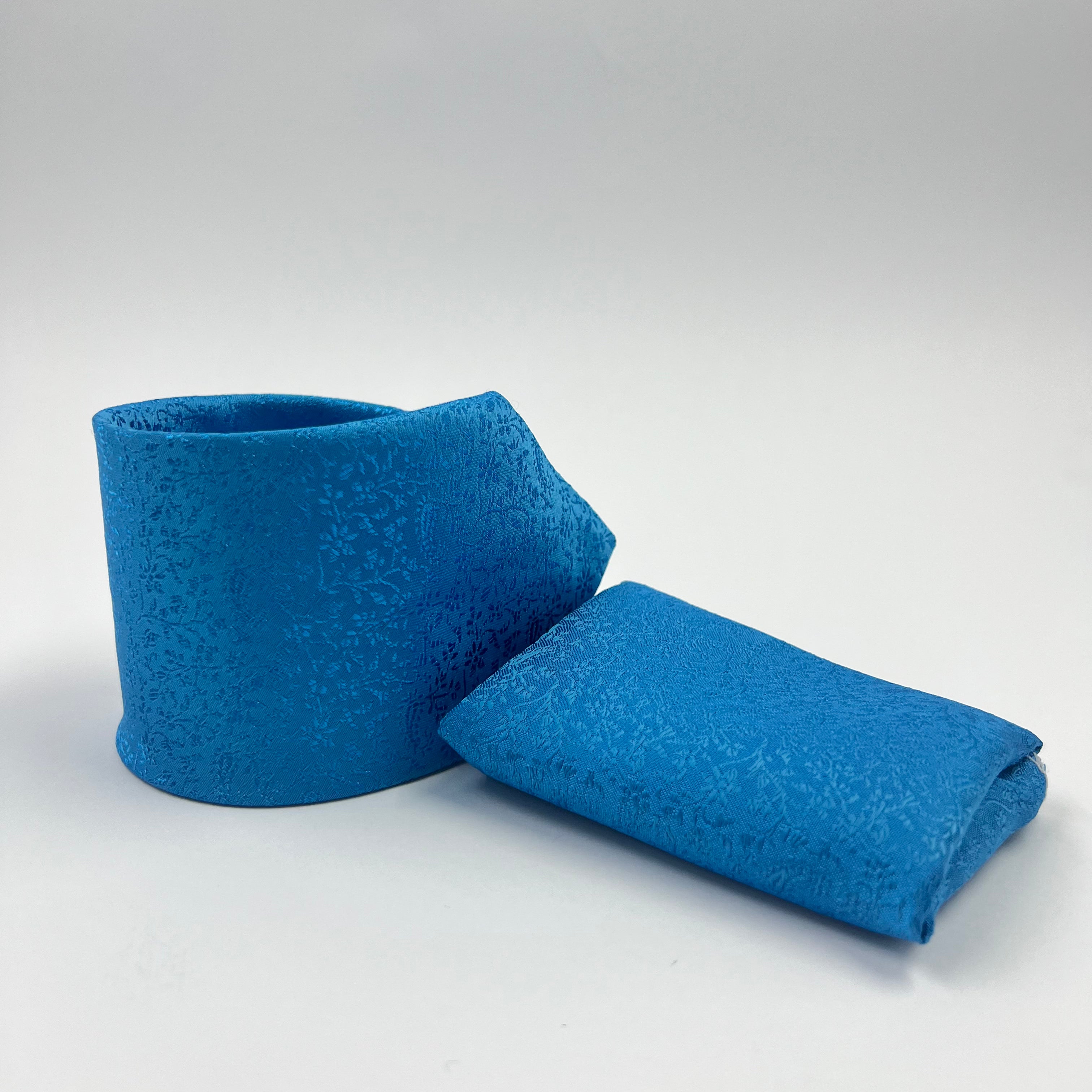 CERULEAN BLUE SELF PRINTED TIE & POCKET SQUARE SET