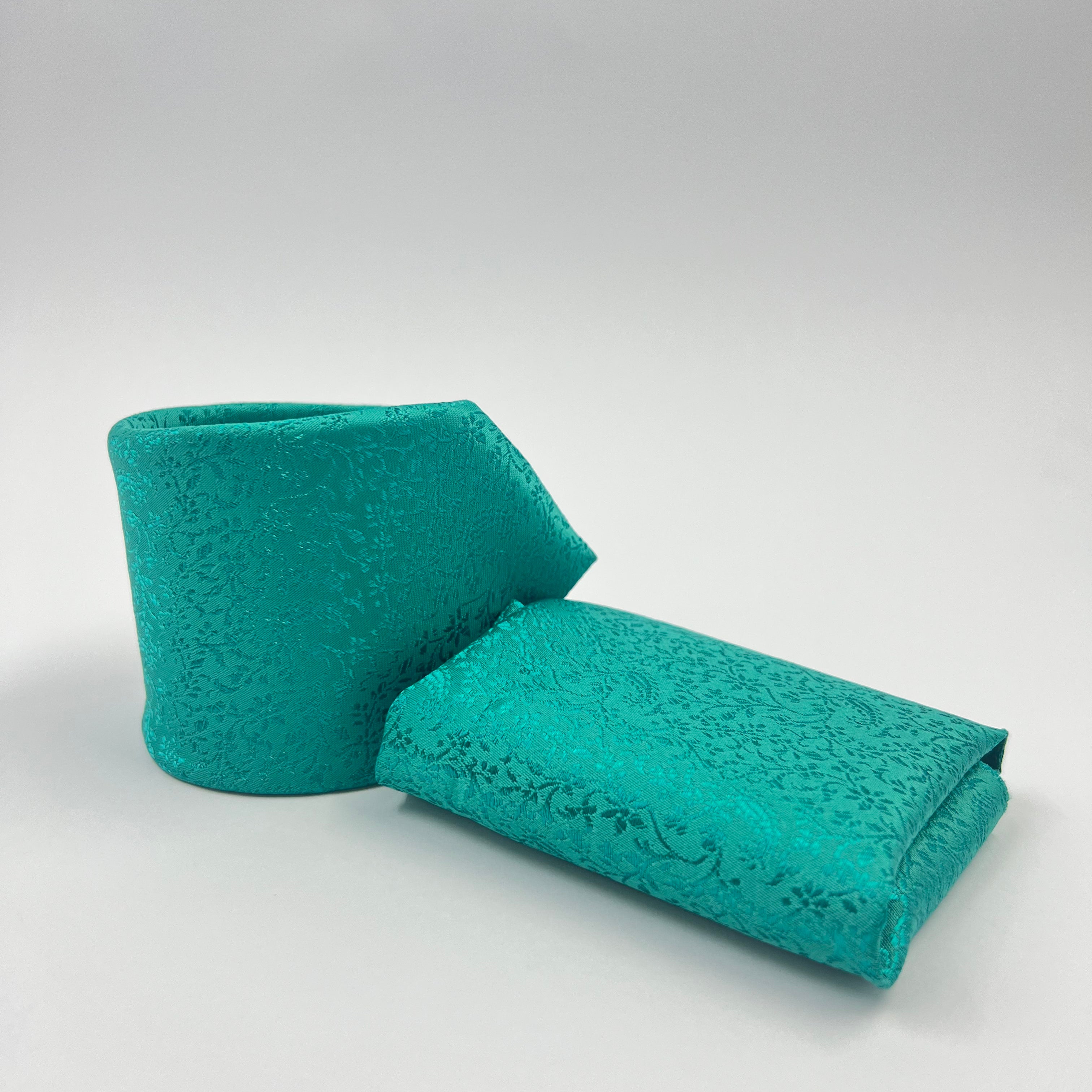 ZINC GREEN SELF PRINTED TIE & POCKET SQUARE SET