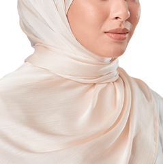 VANILLA CREAM CRINKLE SILK SCARF