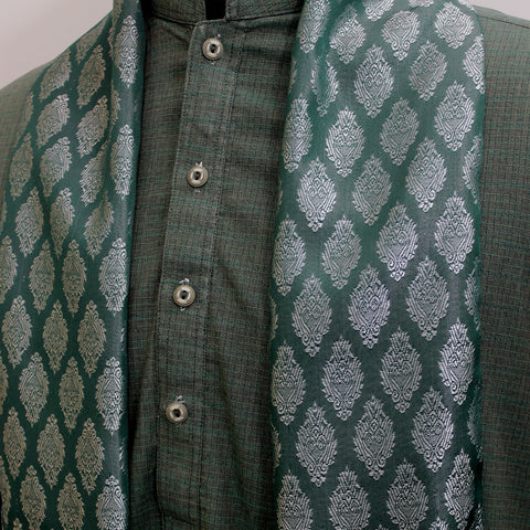 GREEN FESTIVE SCARF