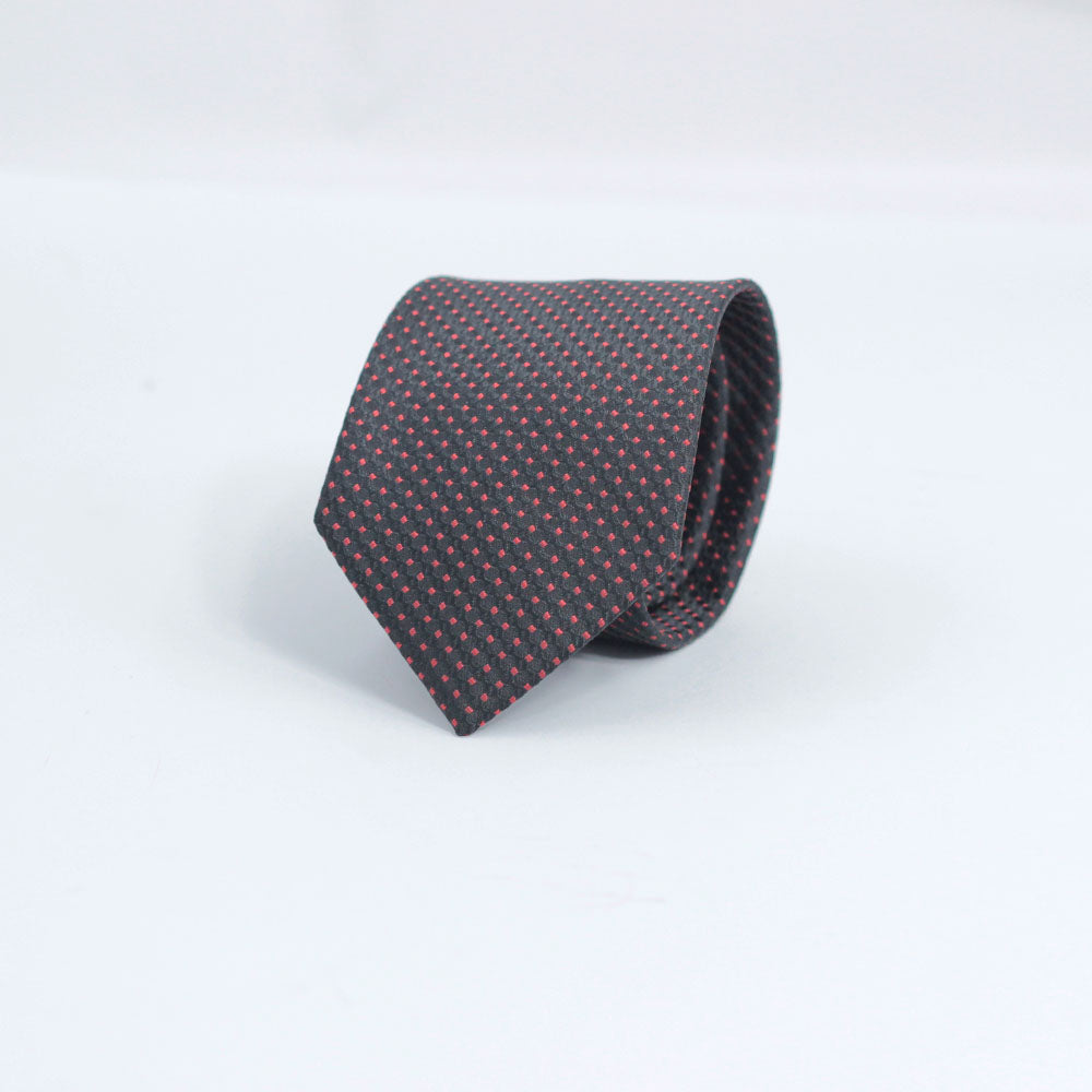 THE DOTTED MAROON NECKTIE