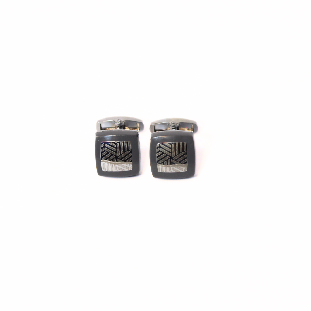 HERRINGBONE CREST CUFFLINKS
