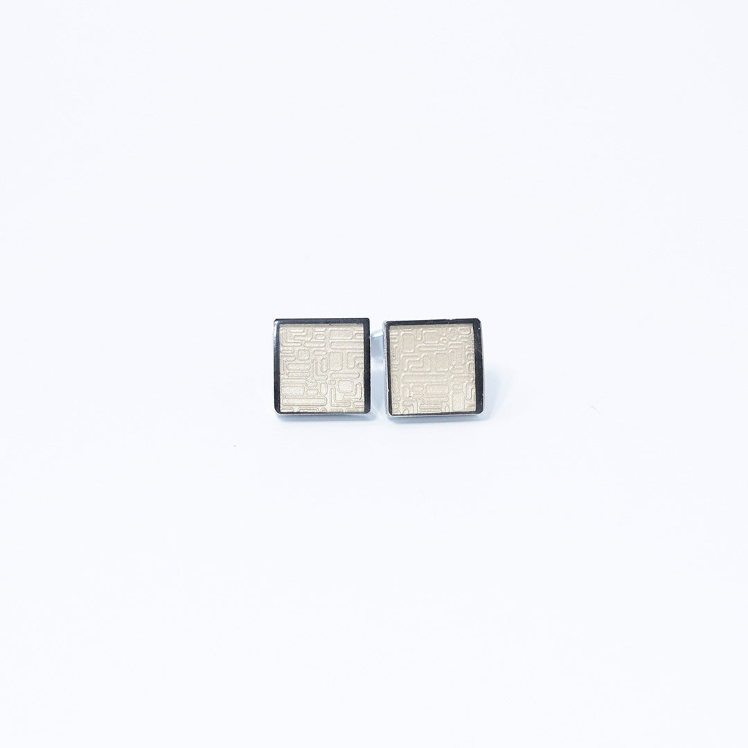 SQUARE GRID GOLD-TONED CUFFLINKS