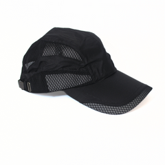 BLACK MESH-CORE PARACHUTE CAP