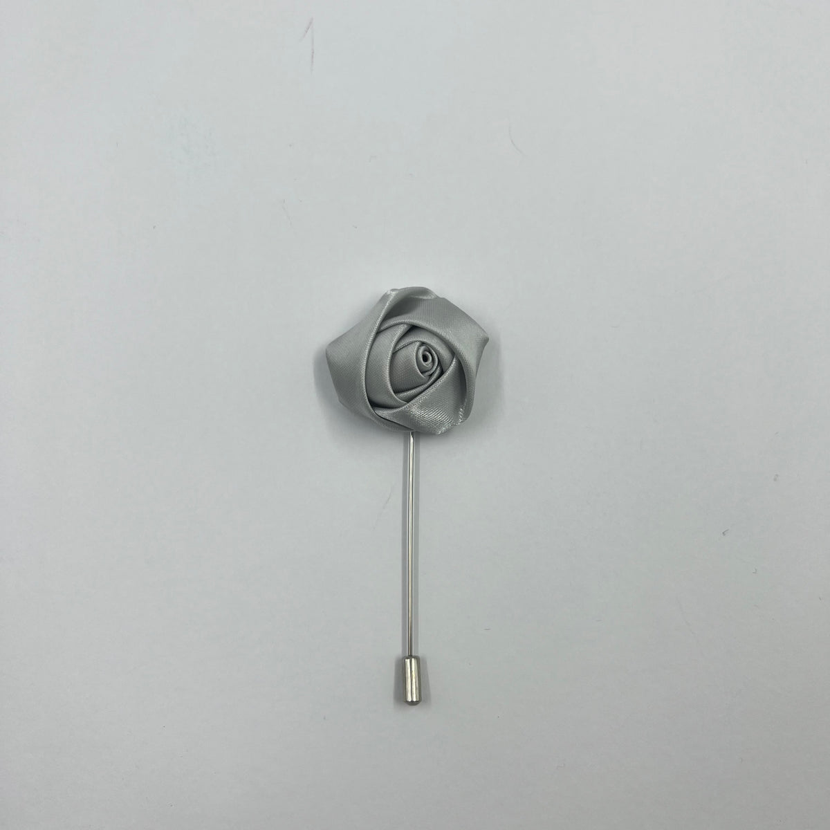 GREY FLORAL LAPEL PIN
