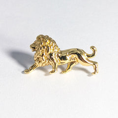 THE KING'S ROARD GOLD BROOCH