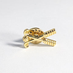 GOLFER'S GOLD BROOCH