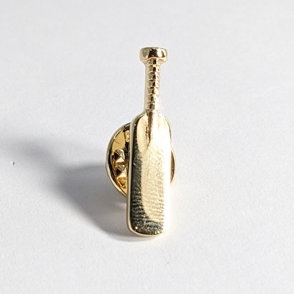GOLD CRICKET FANATIC'S BROOCH