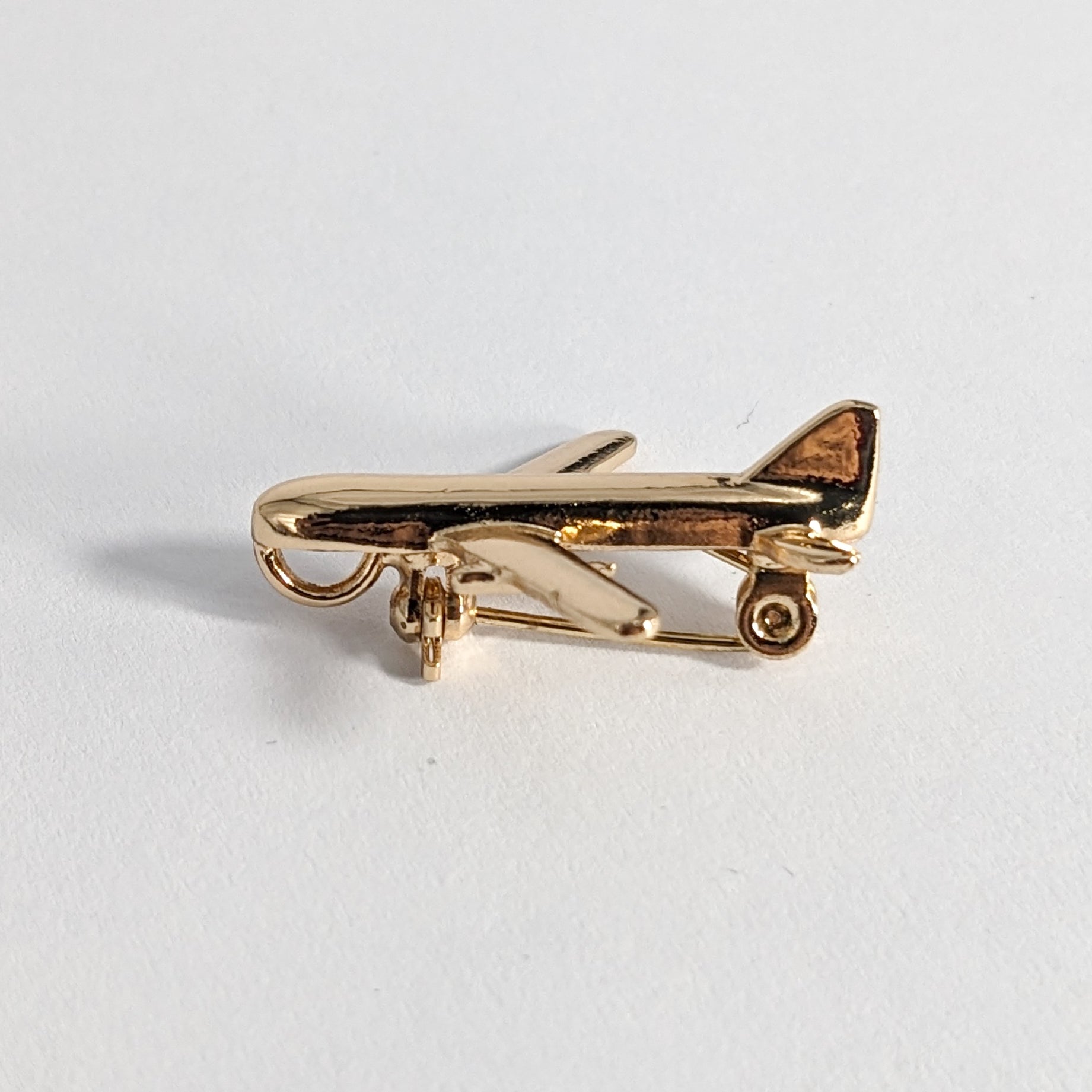 GOLD AVIATOR'S BROOCH