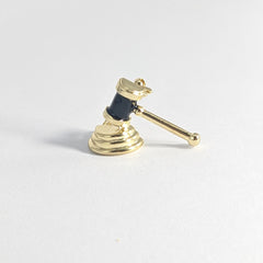 GAVEL OF HONOUR GOLD PIN