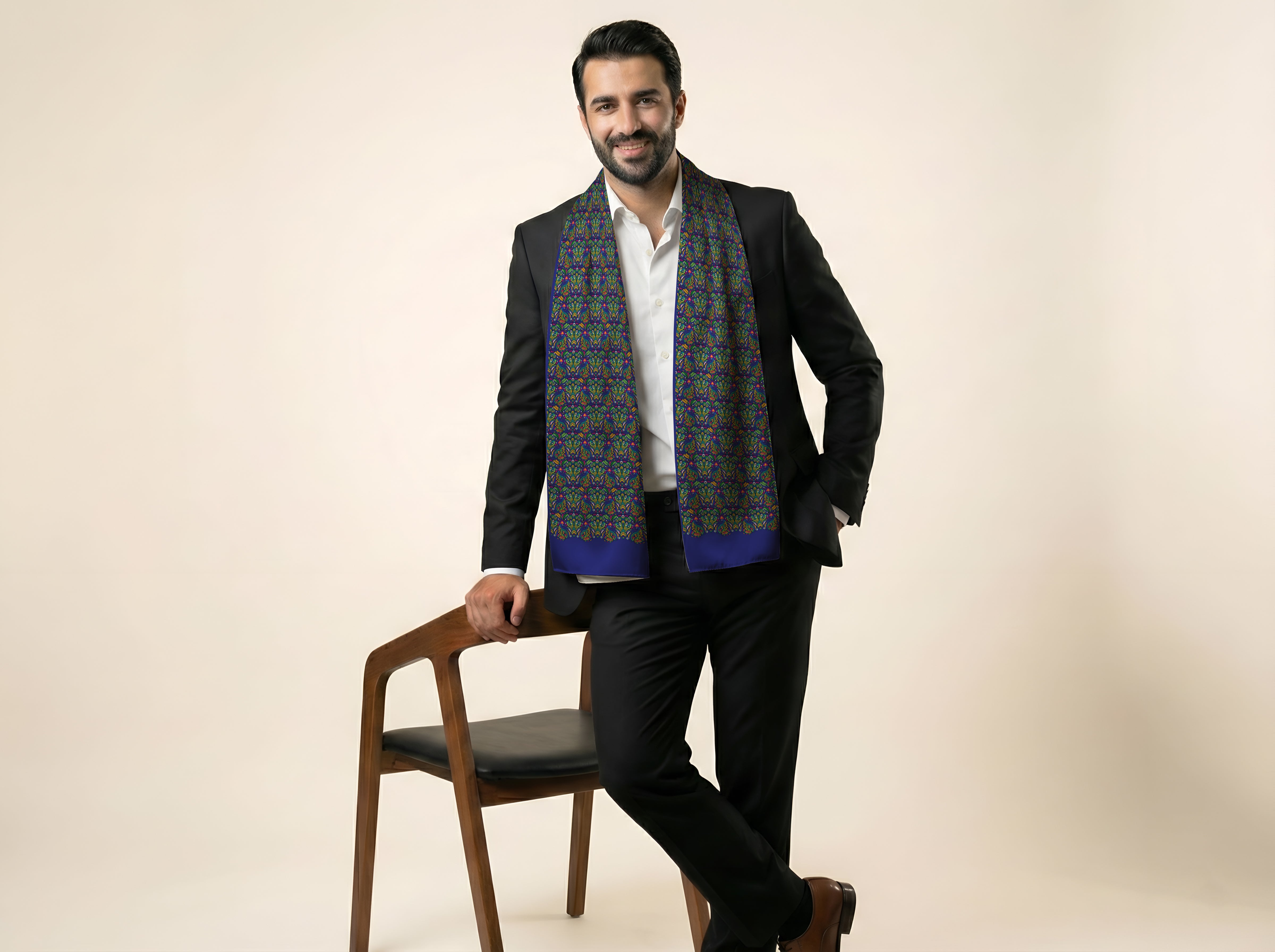 Iridescent Plume — Dual-Sided Scarf & Pocket Squares Set