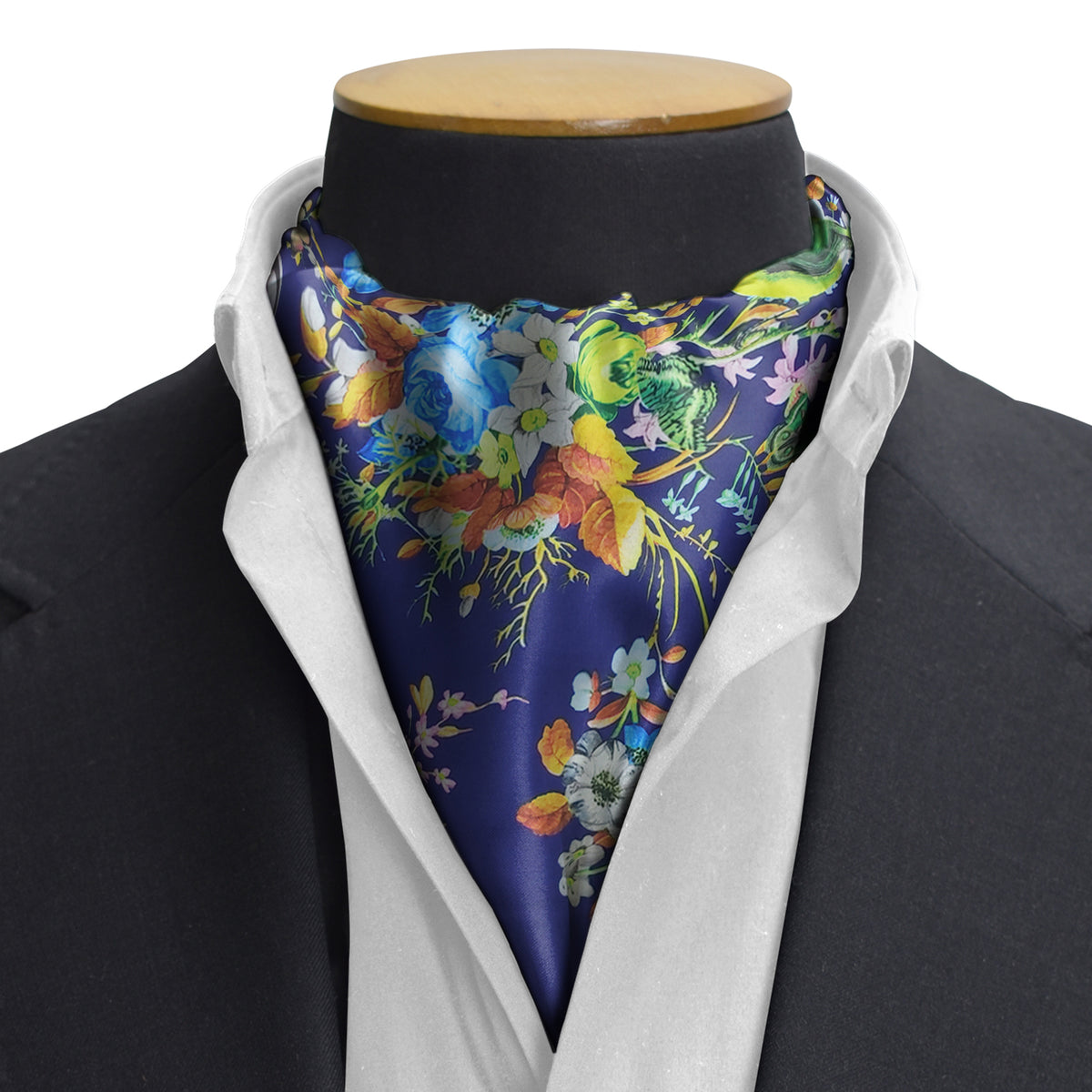 BIRDS CHIRPING SILK CRAVAT