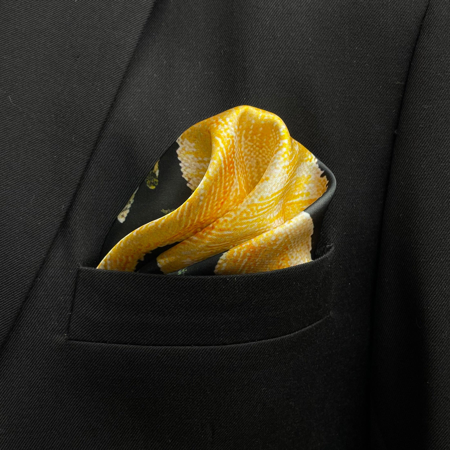 ENGLISH HARLEY SILK POCKET SQUARE