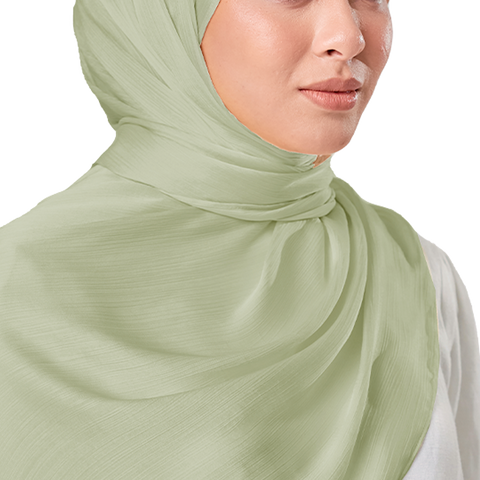 TEA GREEN CRINKLE SILK SCARF