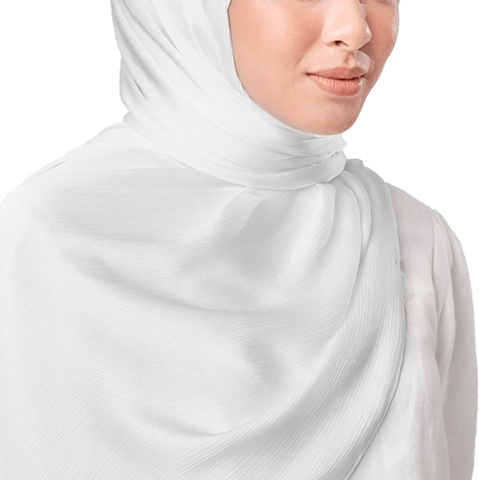 SNOW WHITE CRINKLE SILK SCARF