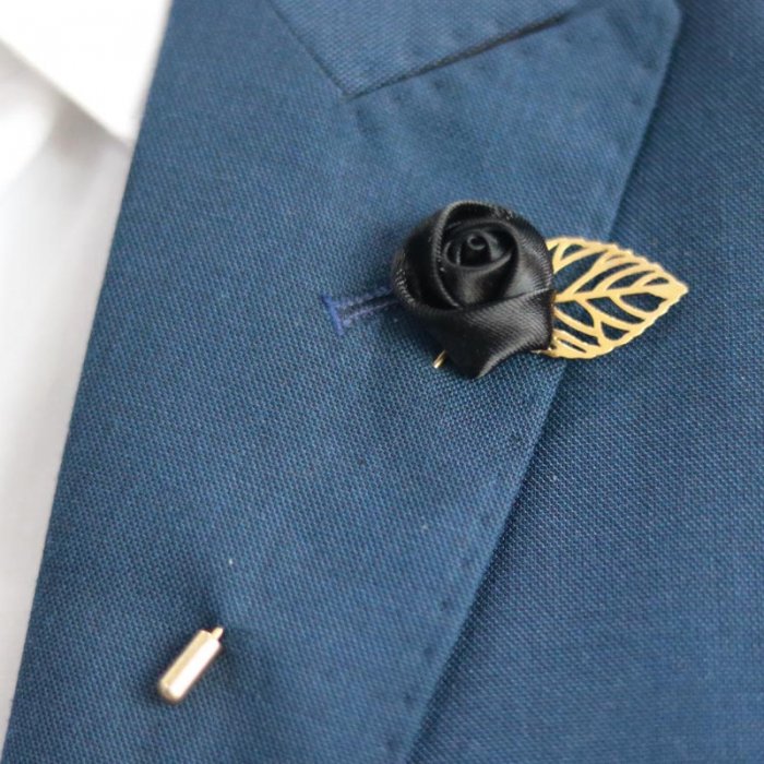 Black Gold Leaf Lapel Flower